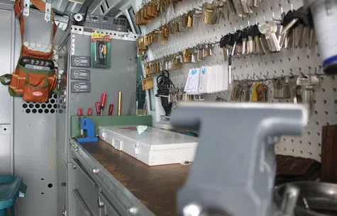 Everett Locksmith Service Everett, MA 617-826-6189 Everett Locksmith Service Everett, MA 617-826-6189